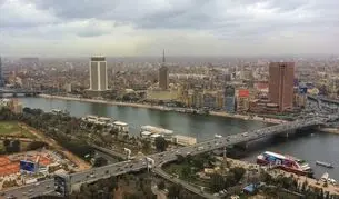 قاهره هنوز پایتخت است؛ درس یک انتقال نیمه‌تمام برای تهران