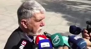 عباس صالحی: مشکلات تأمین کاغذ نشریات‌ به‌زودی رفع می‌شود