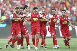 جام بیست و دوم روی دستان سرخ‌های پایتخت/ پرسپولیس قهرمان شد