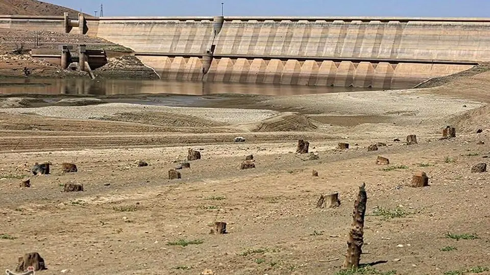 نیمی از منابع آب تهران در دسترس نیست