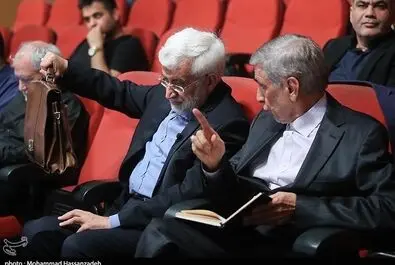 جلسه نقد و بررسی برنامه‌های وزرای پیشنهادی دولت با حضور سعید جلیلی در سالن مهر حوزه هنری