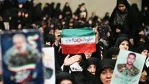 تصاویر مردمی که به دیدار رهبر انقلاب آمدند+ عکس