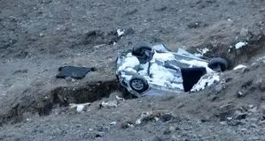 سقوط دنا به دره در جاده چالوس 4 کشته و زخمی بجا گذاشت 
