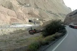 بازگشایی تونل تنگه زاغ حاجی‌آباد تا ساعاتی دیگر 