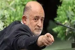 صادق محصولی بهتر بود به جای سیاست‌بازی‌ از پدرش نگهداری می‌کرد که آلزایمر داشت