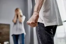خشونت علیه زنان مرز نمی‌شناسد‌
