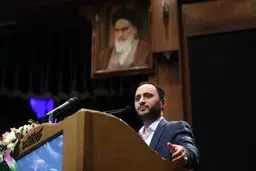  دشمن به دنبال نشان دادن نقاط ضعف و سیاهی است تا سایر نعمات دیده نشود

