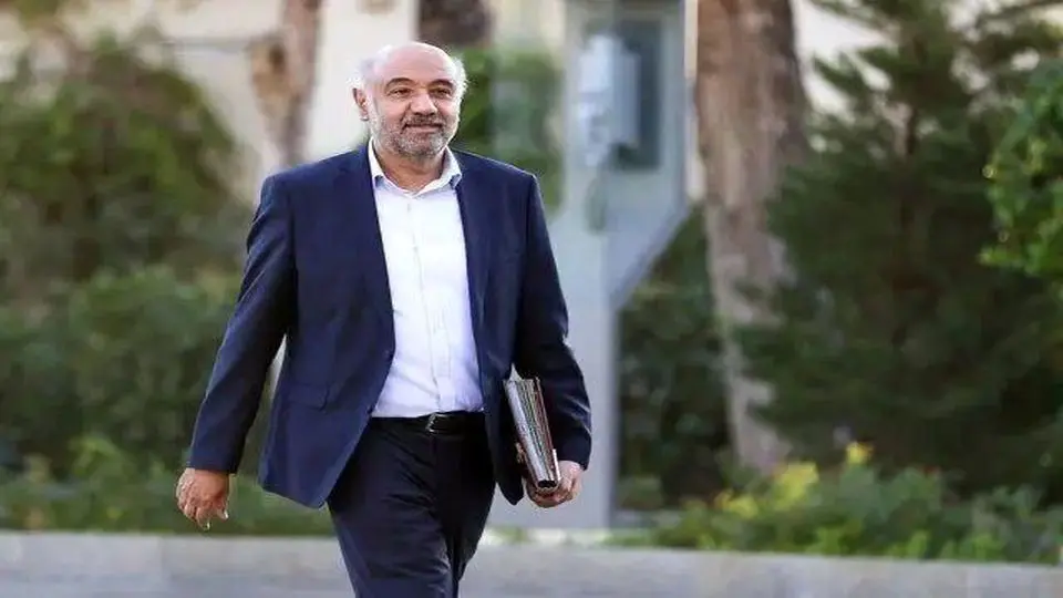 وزیر تعاون کار و رفاه اجتماعی جهت سفری دو روزه وارد استان سمنان شد

