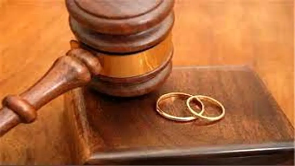 بازگشت به زندگی مشترک ۲۰ درصد زوجین متقاضی «طلاق»

