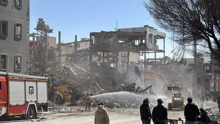 یک دقیقه تا آوار