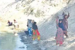 از بلوچستان چهره خشن نشان ندهید