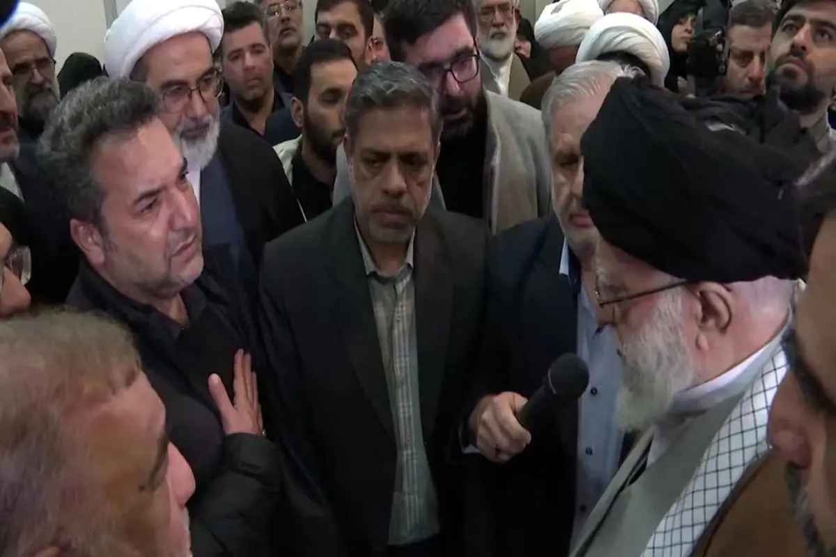تجلیل رهبر انقلاب از شهیدان رازینی و مقیسه
