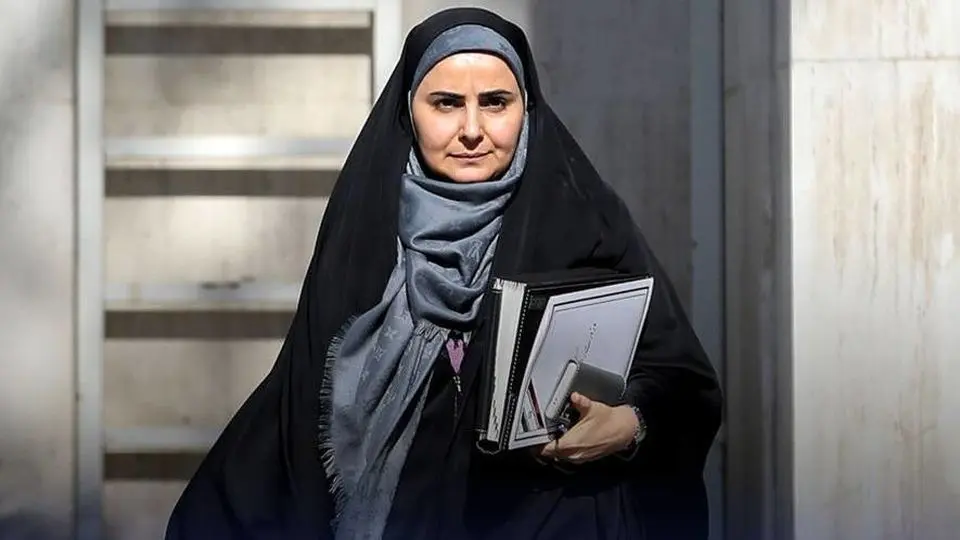 فرزانه صادق استعفا داد؟
