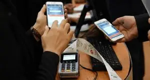 اختلال در موبایل‌بانک و اینترنت‌بانک ۴ بانک ادامه دارد