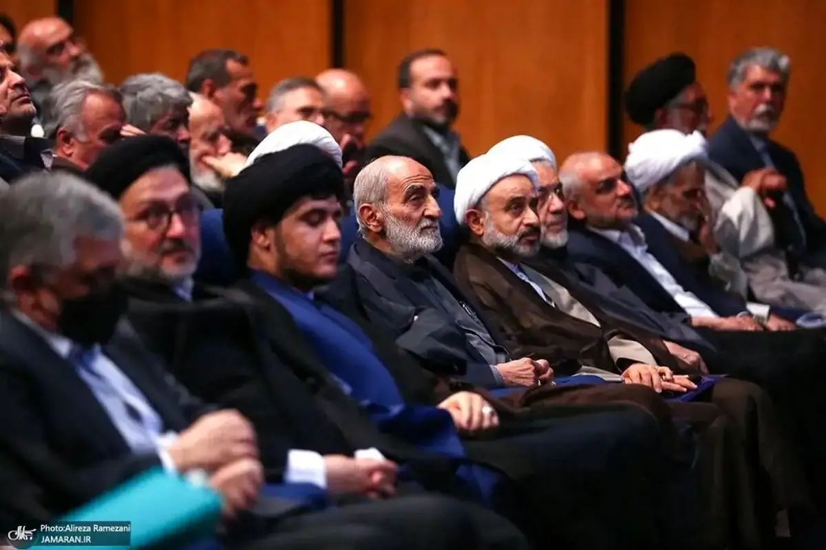 سخنرانی ظریف در مراسم سالگرد مرحوم دعایی/ شریعتمداری سالن را ترک کرد!

