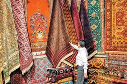 کاهش صادرات صنایع دستی و فرش  و نگرانی برای طبیعت

