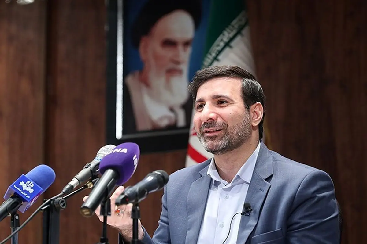 افزایش حقوق‌ها بستگی به پیشنهاد دولت دارد/ قانون فصل الخطاب است