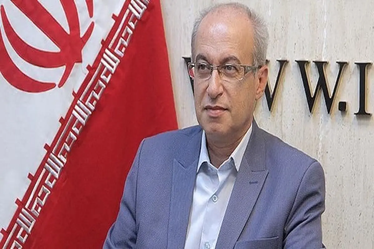 جان بسیاری از بیماران به دلیل نایاب بودن داروهای حیاتی در خطر است/ لغو تحریم‌ها تنها راه برون‌رفت از مشکل آلودگی هواست