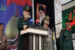 در لحظه به همه تهدیدها پاسخ پشیمان‌کننده می‌دهیم

