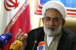 خانواده امینی از نظام پزشکی شکایت کرده‌اند