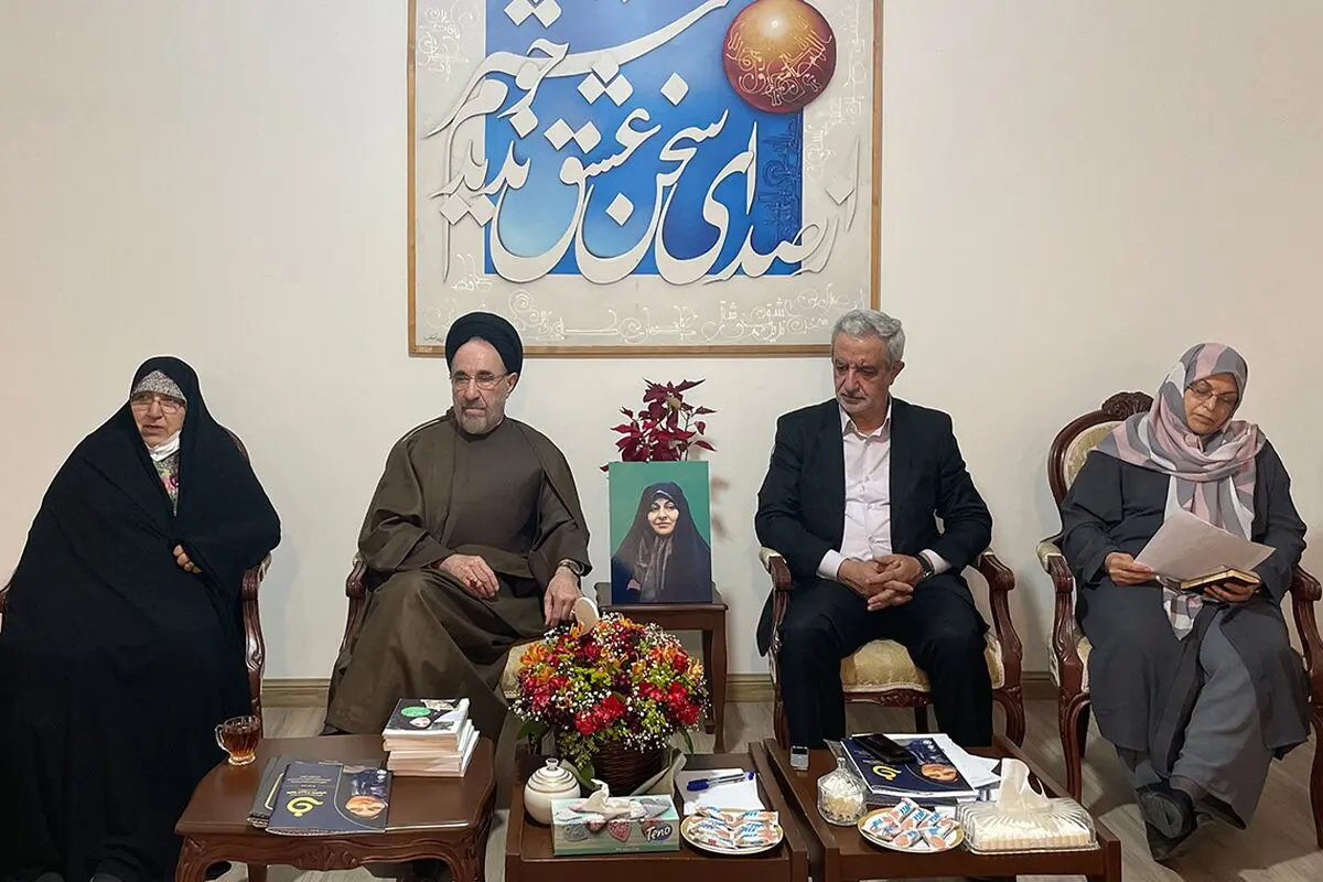 عفت با حجاب یکی نیست/ از جامعه‌ عفیف حمایت می‌کنیم/ حجاب را با زور تحمیل نکنیم