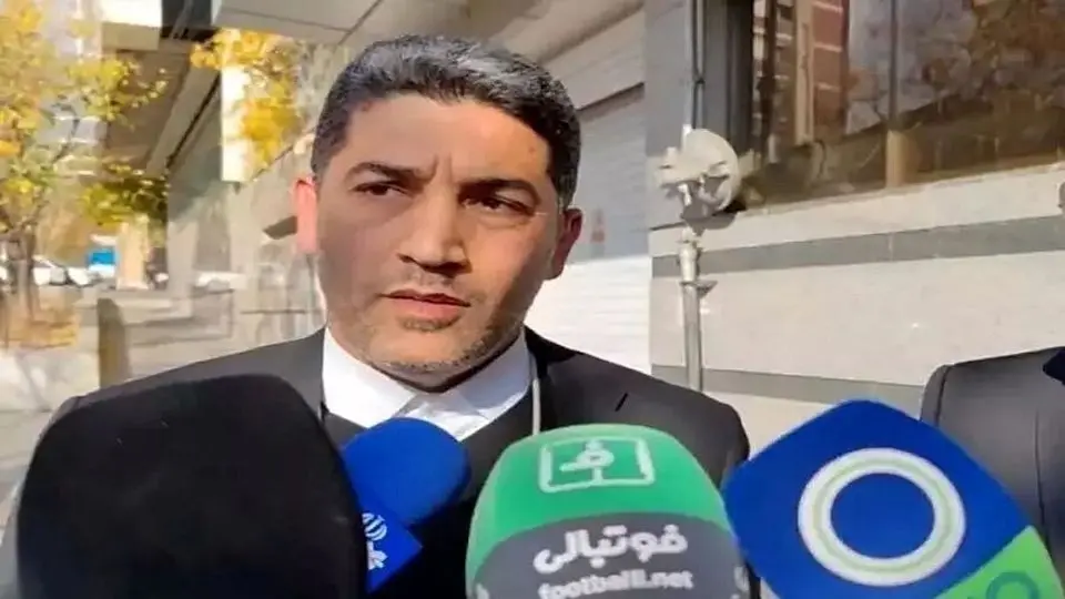 معاون حقوقی باشگاه پرسپولیس برکنار شد