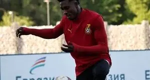 مهاجم قرقیزستانی استقلال بار دیگر پا به توپ شد