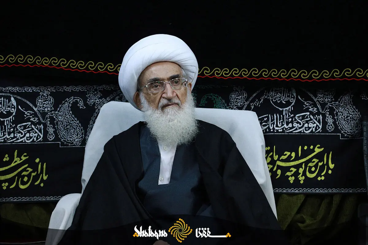 چرا آیت الله نوری همدانی در مراسم تشییع پیکر رهبر شهید حاضر نشد؟  + توضیحات 