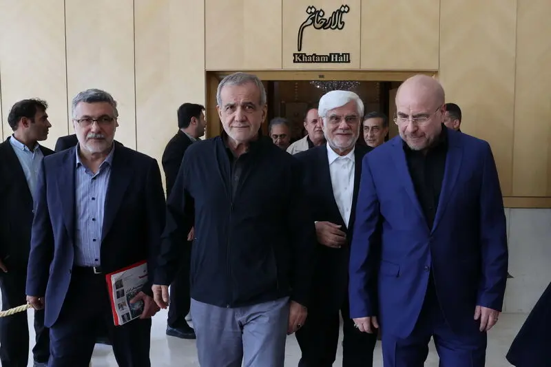 حضور پزشکیان در مجلس برای دفاع پایانی از کابینه پیشنهادی