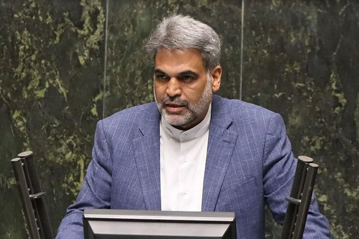 ۶۰ سوال نمایندگان از وزیر فرهنگ / فیلم پیر پسر باعث طلاق  شد؟ /  نقش وزارت فرهنگ در خرید مانتو چیست ؟ 