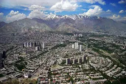 شیوه نامطلوب ایجاد ساختارهای موازی در شهر
