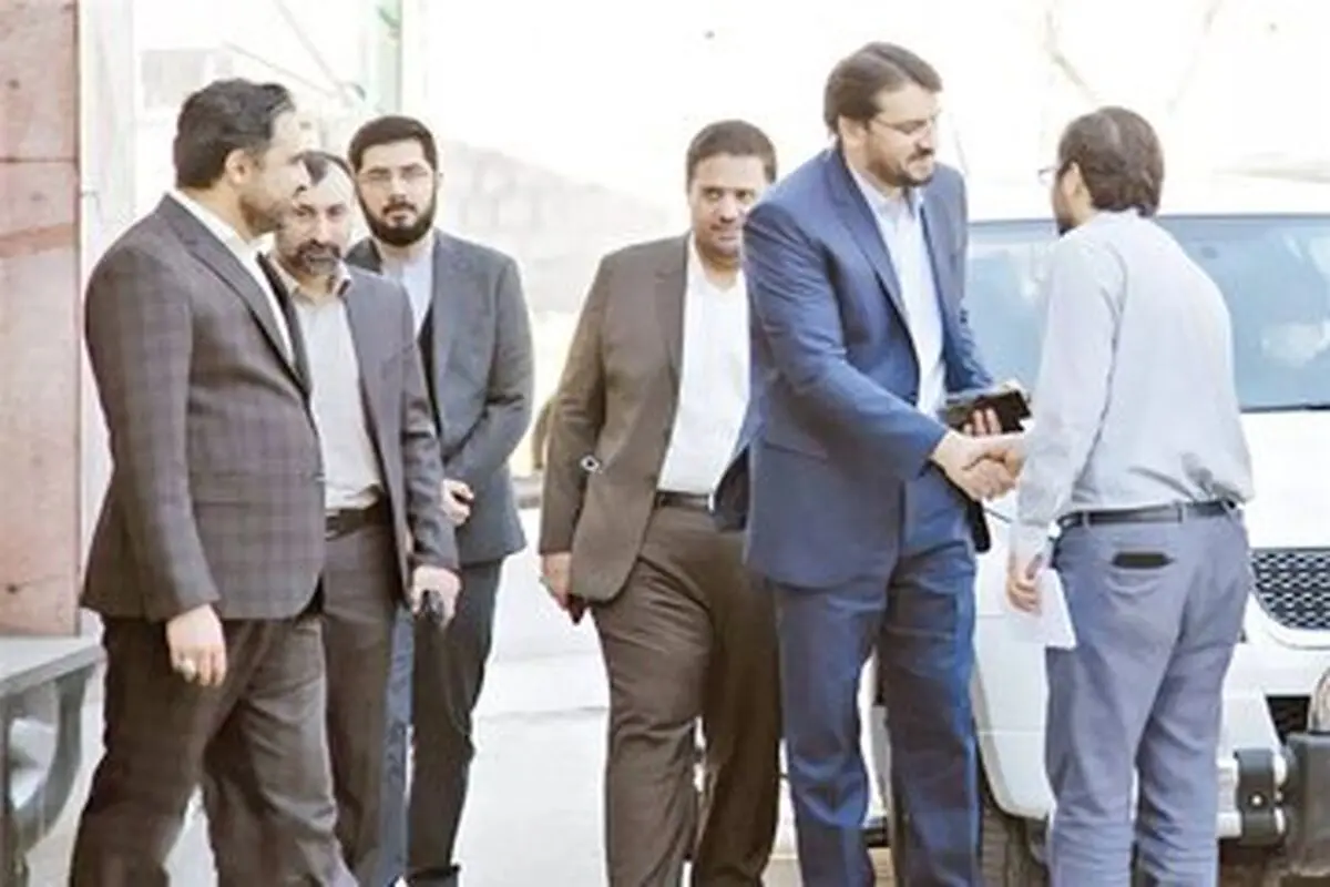 حمله خبرگزاری تسنیم به «بذرپاش و دوستانش»