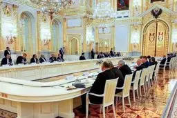 Iran, Russia discuss implementation of bilateral deals