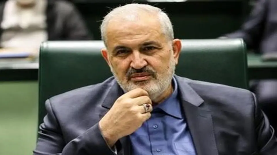 ادعای عجیب یک فعال رسانهای: پزشکیان حاضر به دیدن وزیر نیرو نیست