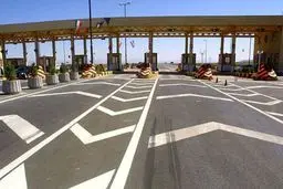 ممنوعیت دریافت دستی عوارض آزادراه‌ها برای کاهش ترافیک در روزهای آینده 