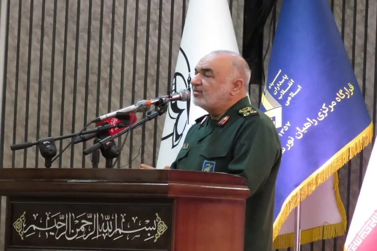  مردم نبرد سیاسی بزرگ انتخابات را به نفع اسلام و انقلاب به پایان رساندند

