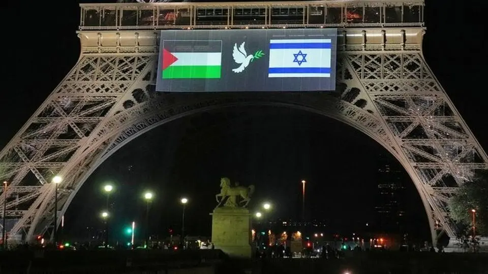 پرچم فلسطین در شهرداریهای فرانسه نصب شد + عکس