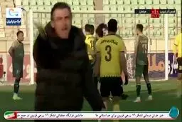 تکرار پنالتی به دلیل نبودن پا روی خط هنگام ضربه/ سپاهان یک - شمس آذر 0

