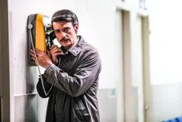 دکتر بهاروند در ذهن زیبا  

