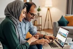 افزایش چشمگیر سهم پلتفرم‌های آنلاین از بازار گردشگری در ایران
