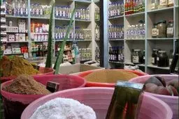 کشف ۳۰۰۰ قرص روانگردان و سه کیلوگرم مواد مخدر در ۵ عطاری در پایتخت
