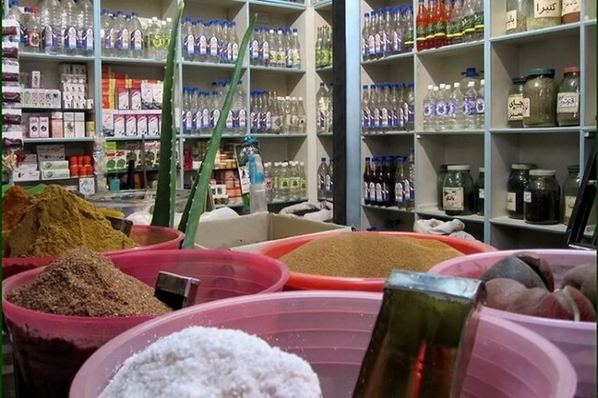 کشف ۳۰۰۰ قرص روانگردان و سه کیلوگرم مواد مخدر در ۵ عطاری در پایتخت
