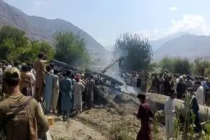 تصاویری از حادثه سقوط بالگرد ارتش پاکستان + آمار کشته شدگان 
