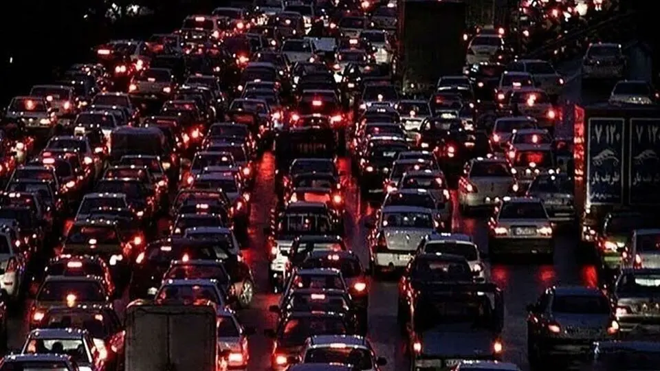 ترافیک سنگین شبانه در راههای ورودی مازندران