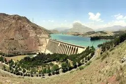 ذخایر آب سد لتیان در پایین‌ترین حد خود قرار گرفت + عکسهای نگران کننده