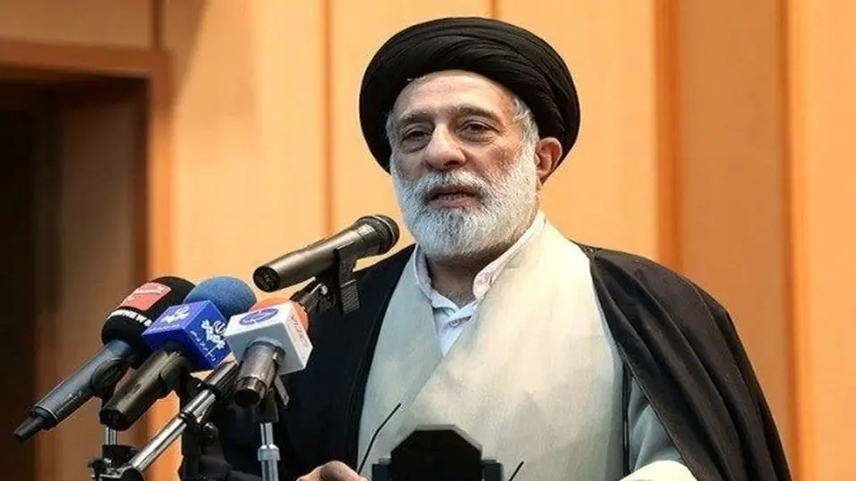 هادی خامنه‌ای: تریبون‌های عمومی از افرادی که حرف بی‌حساب می‌زنند، گرفته شود