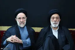 همنشینی هادی خامنه‌ای و خاتمی در یک مراسم عزاداری +عکس