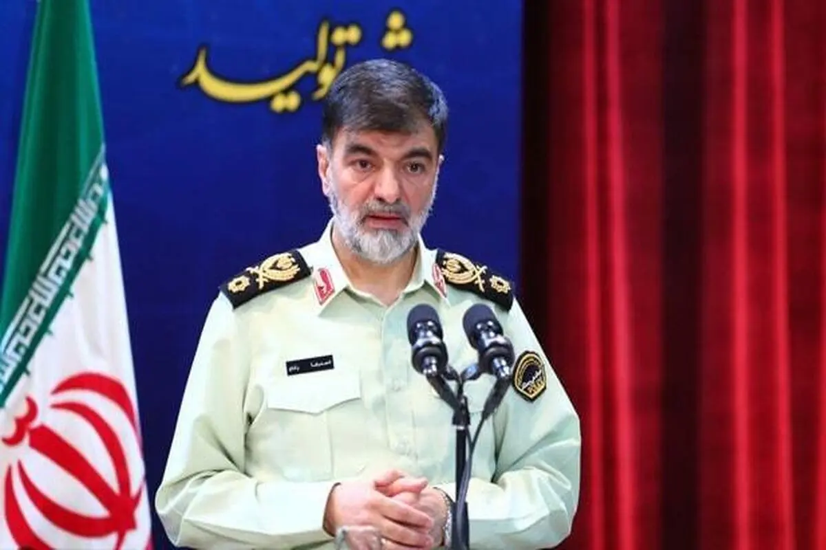 سردار رادان: باید مبادی زمینه‌سازی «فتنه‌ها» که می‌تواند از هر ارگانی از جمله نیروی انتظامی باشد را ببندیم/ متوجه خط سیاسی «آشوب» و «فتنه‌انگیزی» دشمنان داخلی و خارجی هستیم

