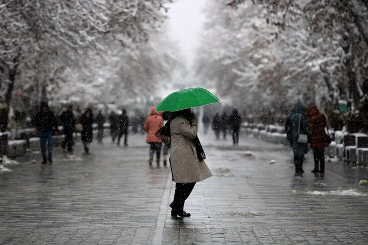 کاهش ۲ درجه‌ای دما در همدان
