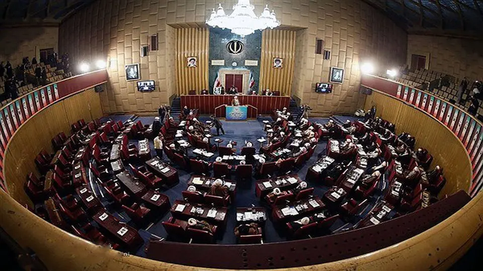 ‌چالش حضور زنان در مجلس خبرگان
